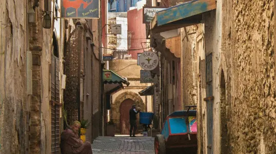Explore Essaouira with a private driver in Morocco with luxury transport and ocean views
