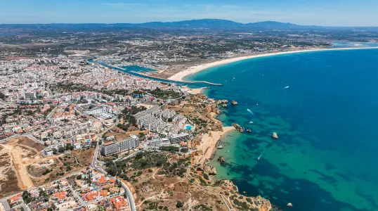 Private transfer from Marrakech to Agadir in luxury vehicles with professional chauffeurs for safe, comfortable, and stress-free travel in Morocco.